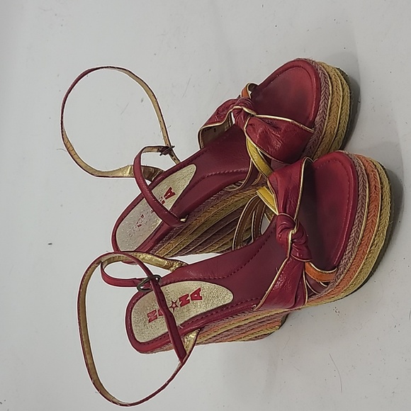 Na Na boho 70s style braided wedge sandal heels size 8 red leather straps - Picture 2 of 10